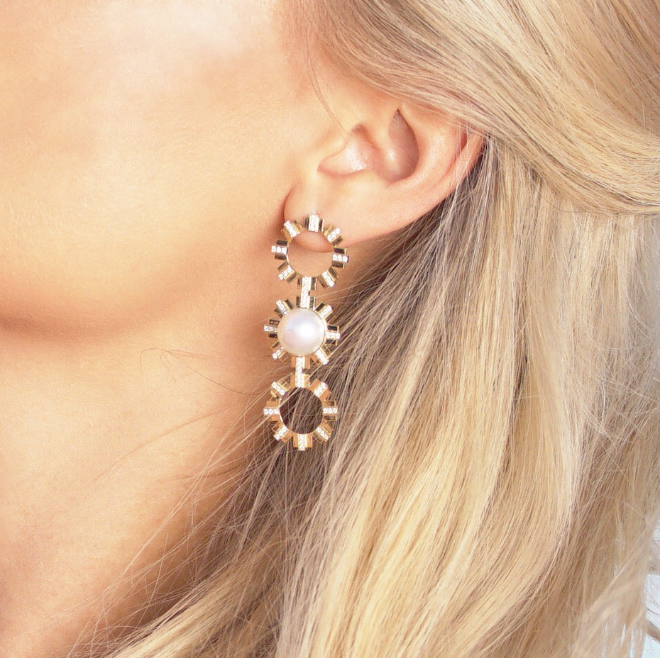 Sun Pearl Earrings